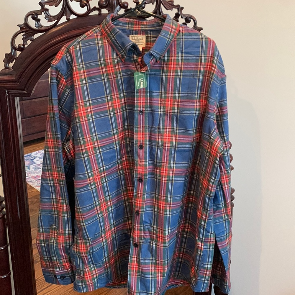 LL Bean Mens Flannel shirt. Size large-regular. New.